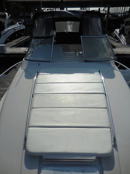 1999 Monterey 296