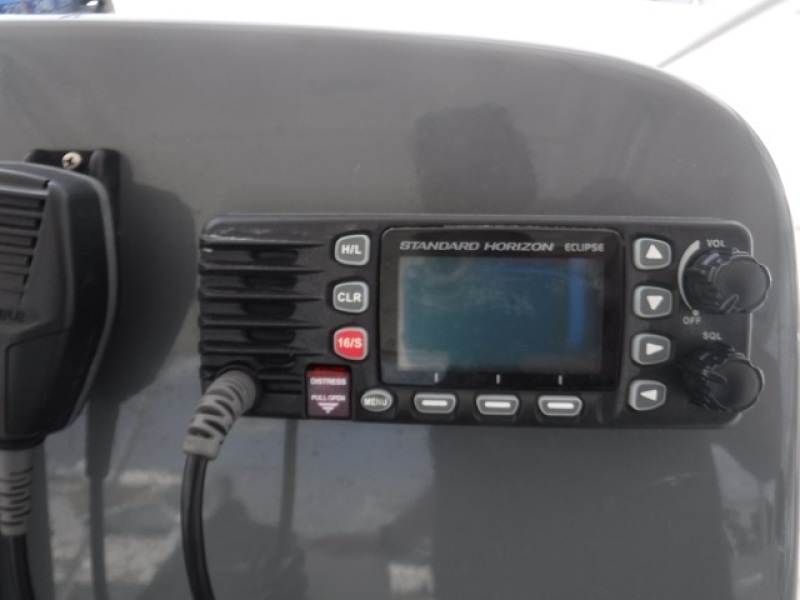 2001 Pursuit 3000 Offshore