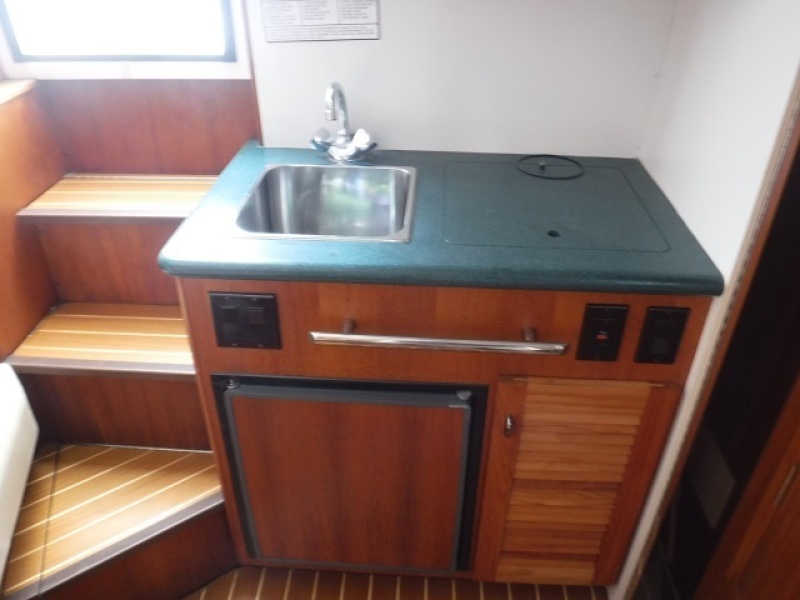 2001 Pursuit 3000 Offshore