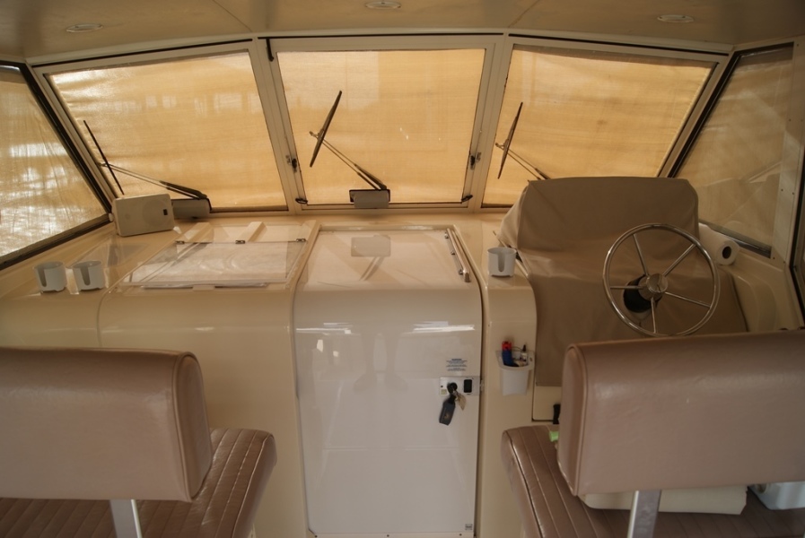 2008 Mainship '34 pilot'