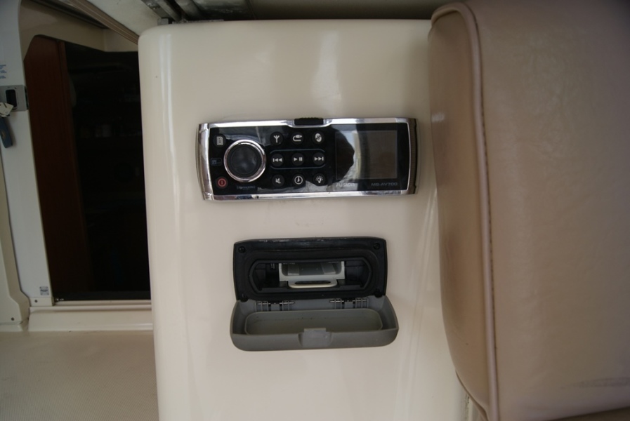 2008 Mainship '34 pilot'
