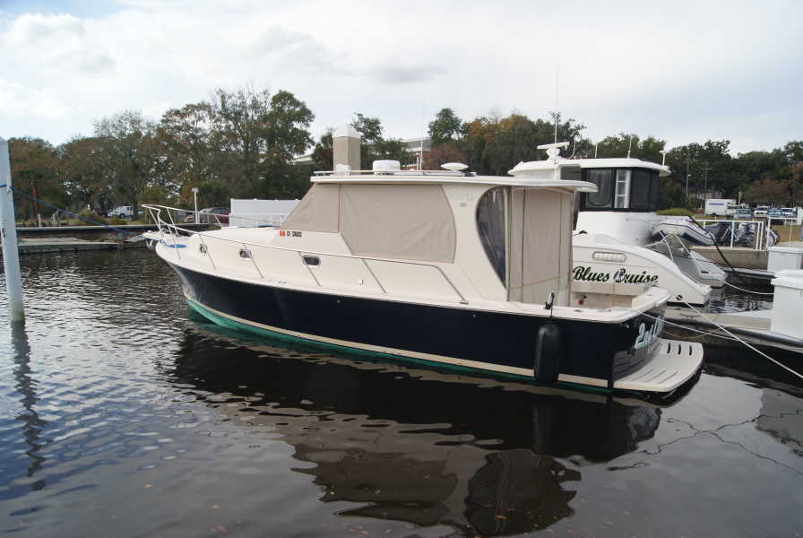 2008 Mainship '34 pilot'