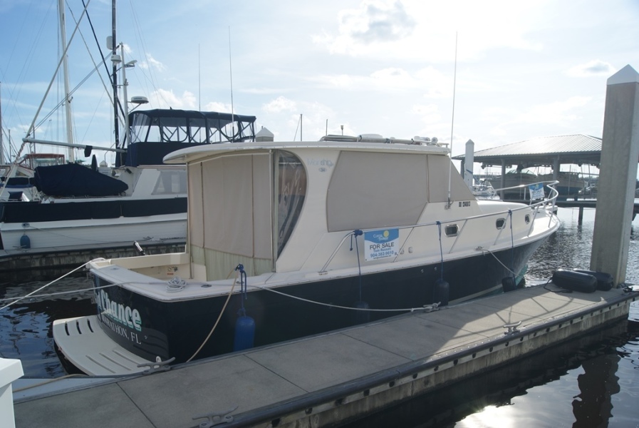2008 Mainship '34 pilot'