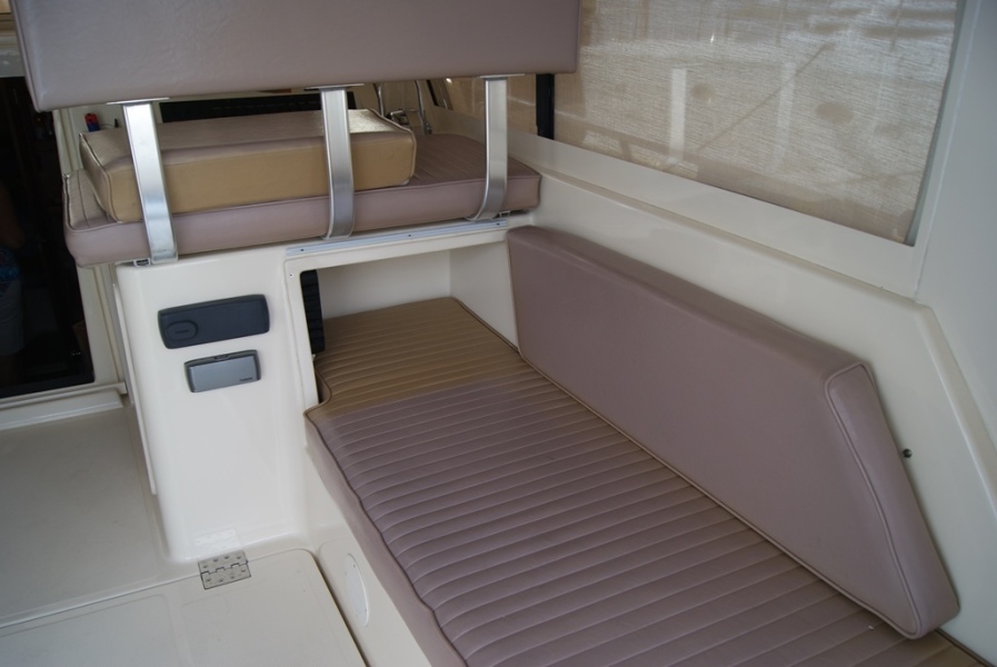 2008 Mainship '34 pilot'