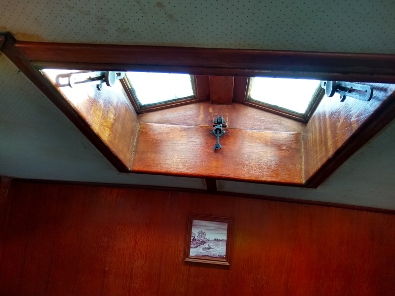1979 Marine Trader Double Cabin