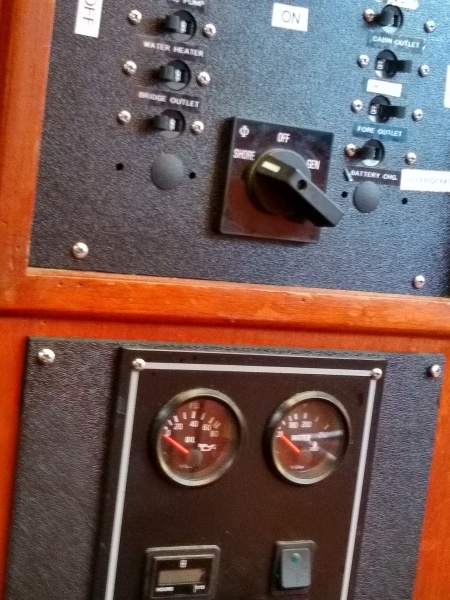 1979 Marine Trader Double Cabin