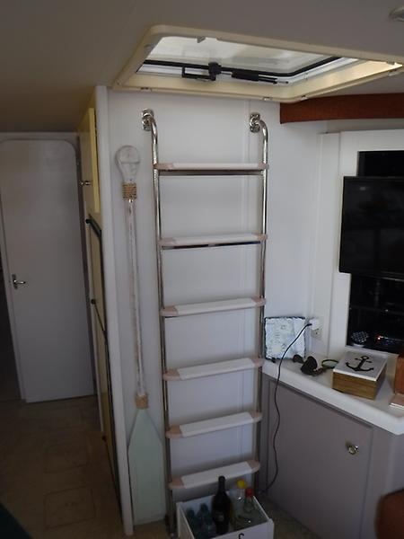 1998 Carver 350 Mariner