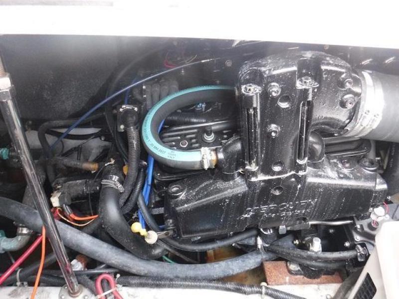 1998 Carver 350 Mariner