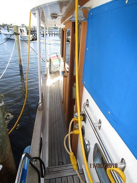 1984 Marine Trader "36" Trawler