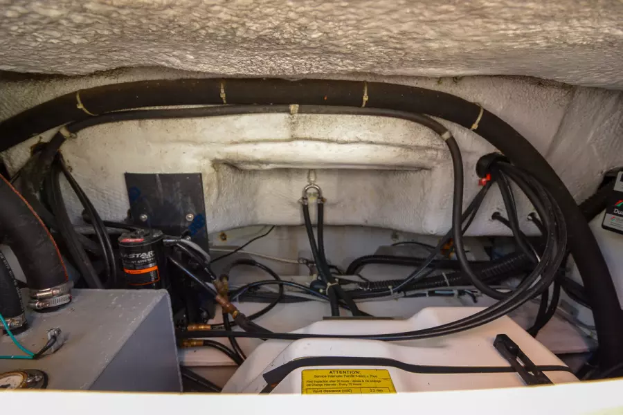 2005 Grady-White 330 Express