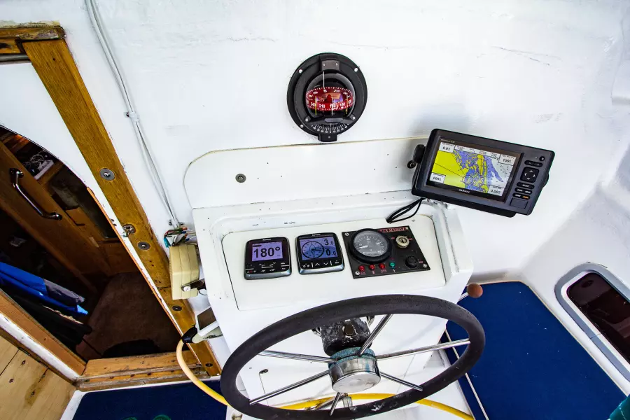 1986 Prout Snowgoose