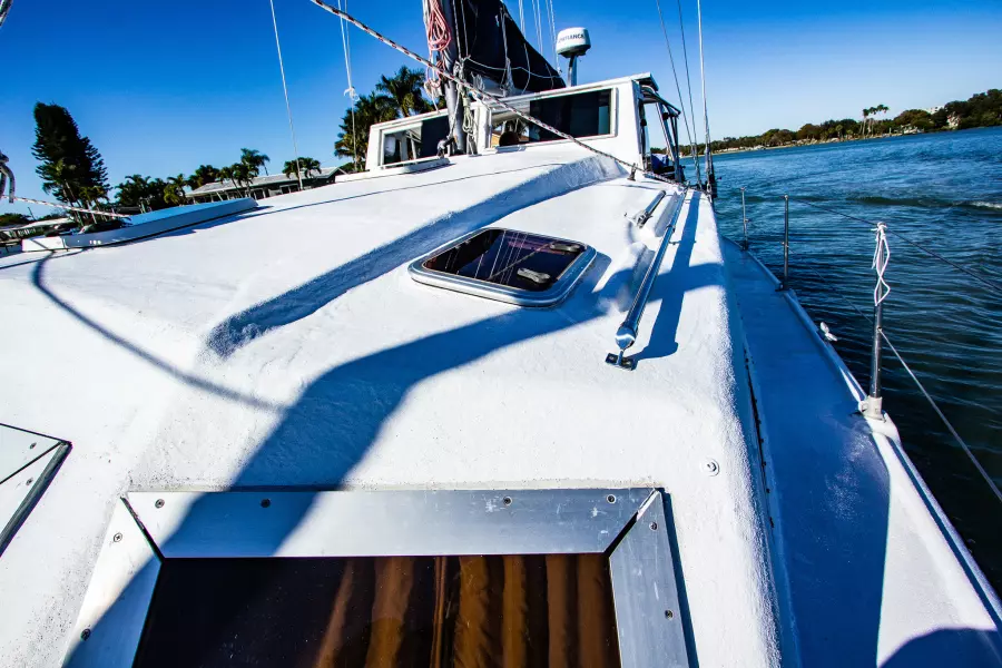 1986 Prout Snowgoose