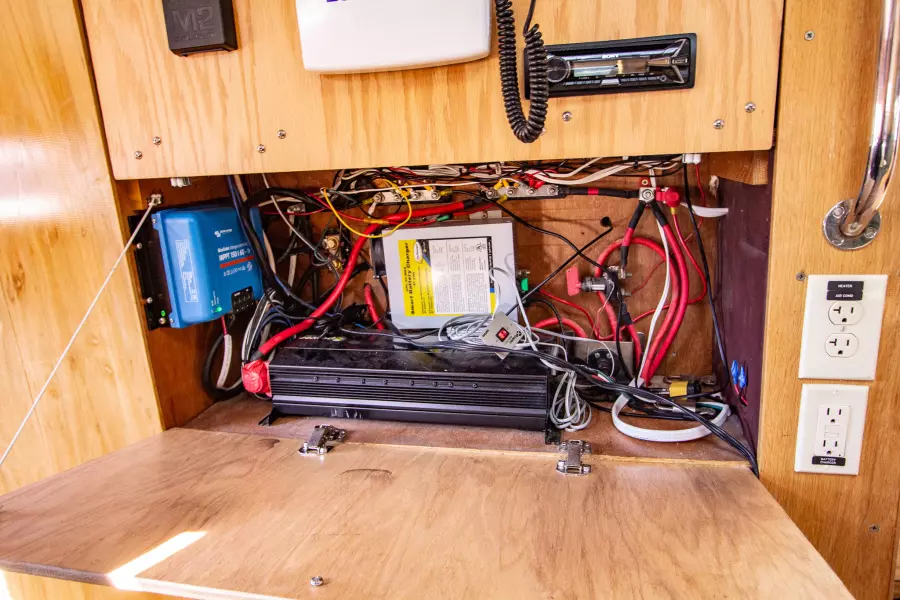 1986 Prout Snowgoose