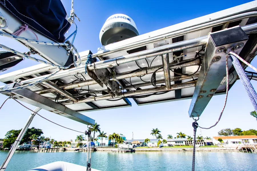 1986 Prout Snowgoose