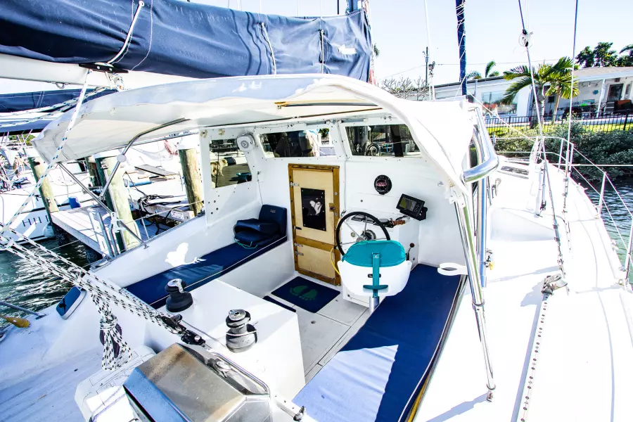 1986 Prout Snowgoose