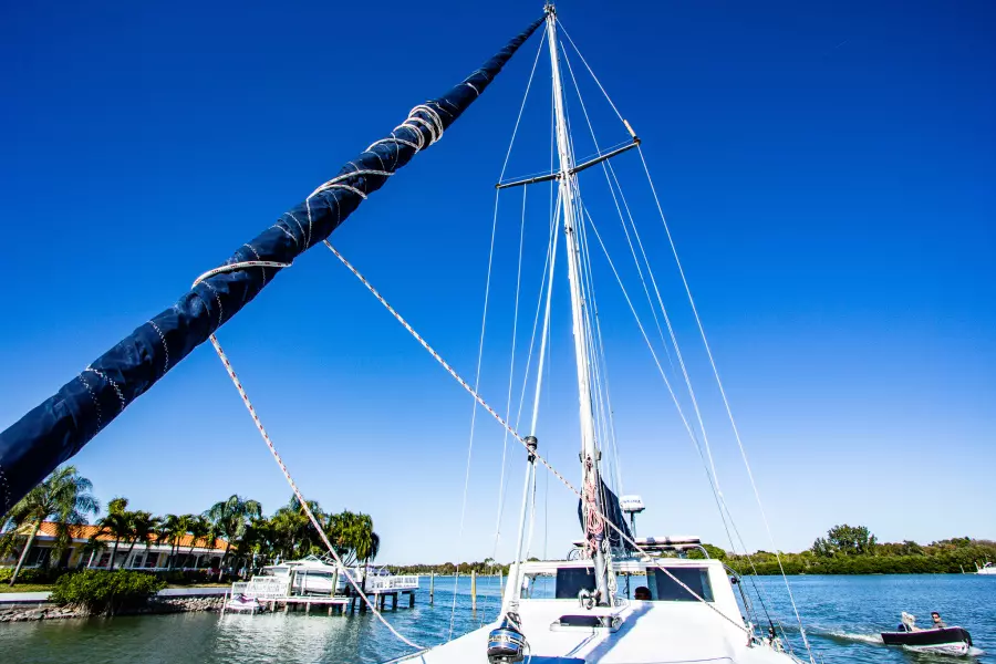 1986 Prout Snowgoose