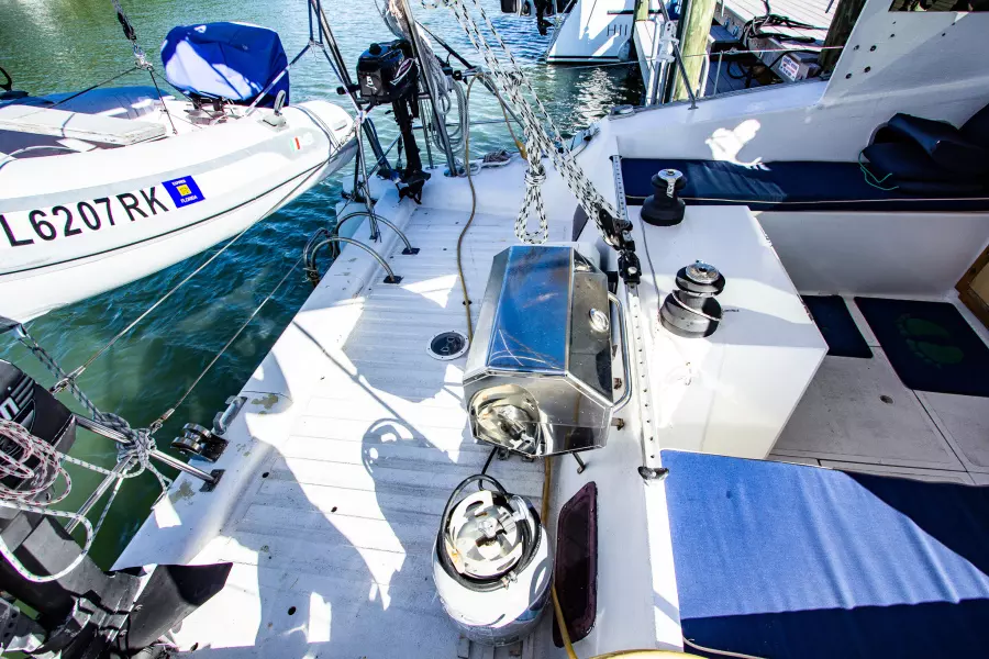 1986 Prout Snowgoose