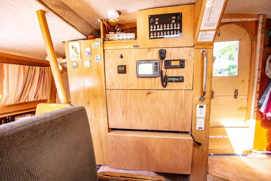 1986 Prout Snowgoose