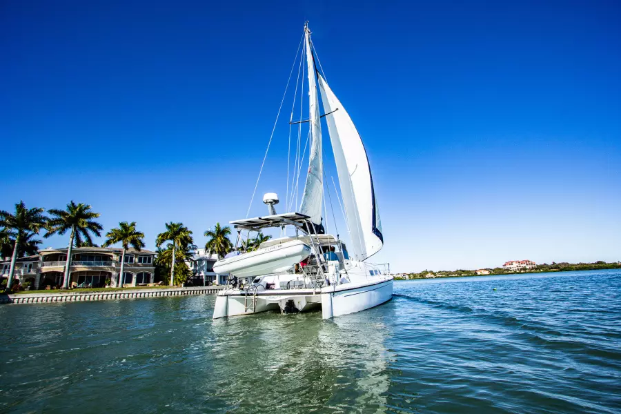 1986 Prout Snowgoose