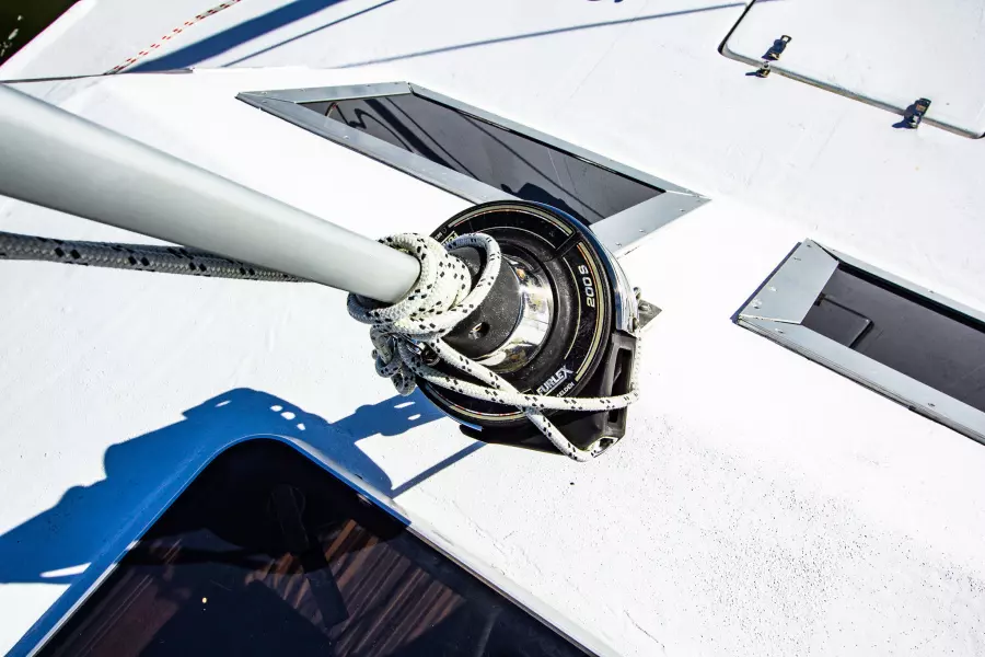 1986 Prout Snowgoose