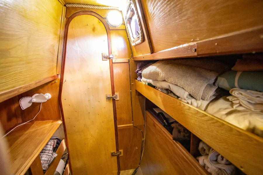 1986 Prout Snowgoose