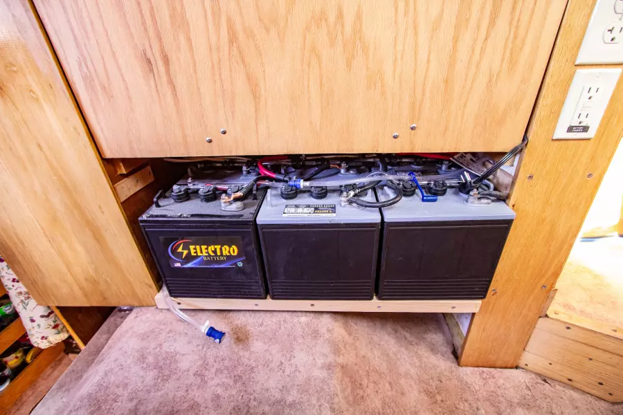 1986 Prout Snowgoose