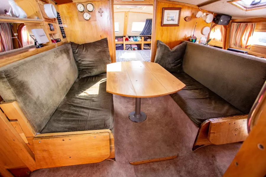 1986 Prout Snowgoose