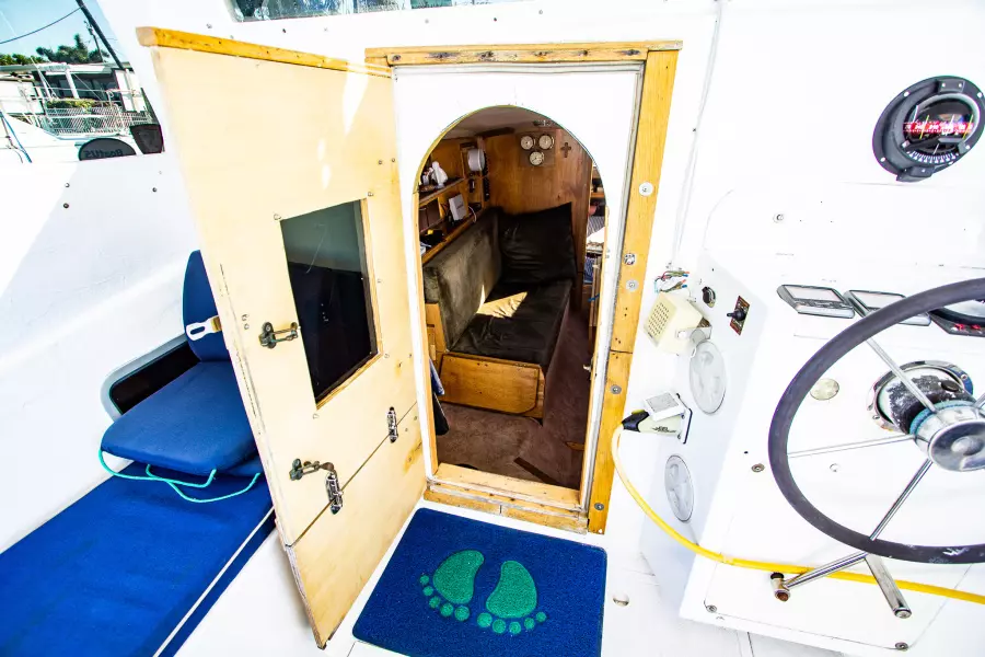 1986 Prout Snowgoose