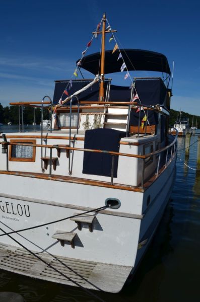 1979 Marine Trader Double Cabin