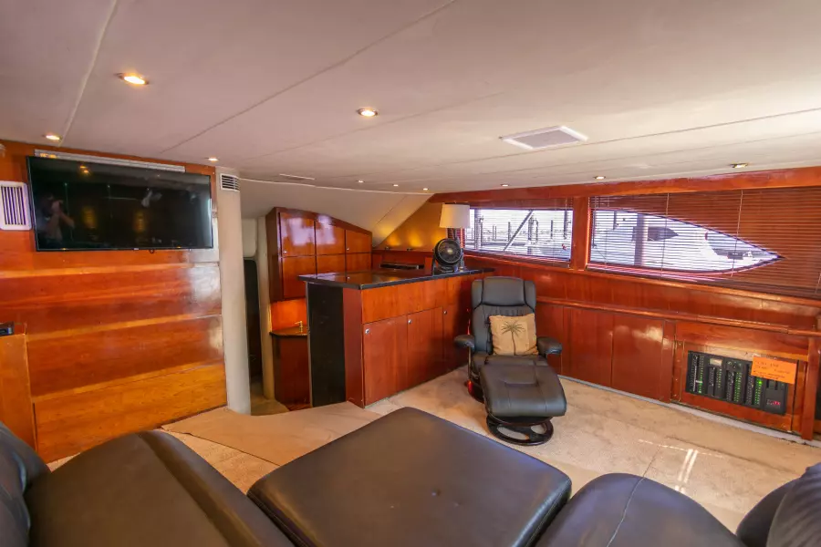 Current Control 1990 Starship 49 Sportfish 49 ft Sport Fishing for