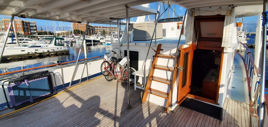 1983 DeFever Offshore Cruiser