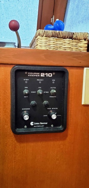 1983 DeFever Offshore Cruiser