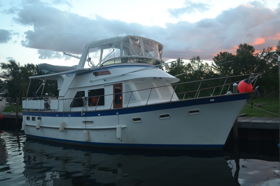 1983 DeFever Offshore Cruiser