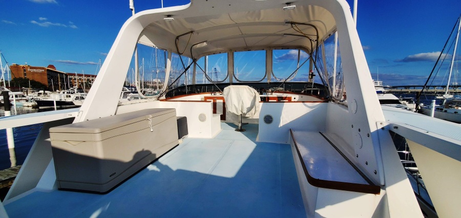 1983 DeFever Offshore Cruiser