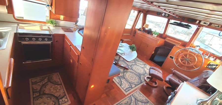 1983 DeFever Offshore Cruiser