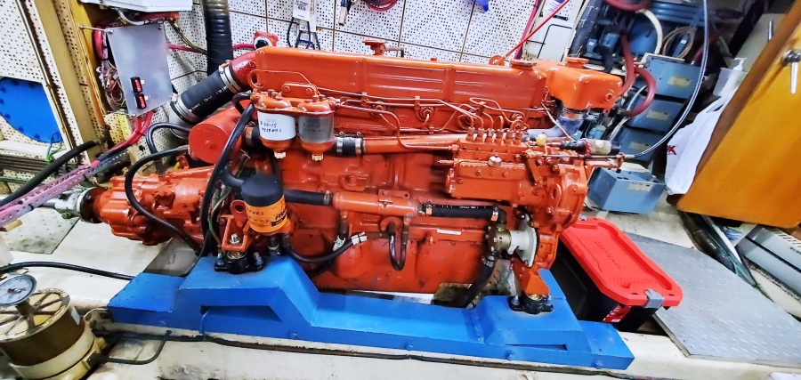 1983 DeFever Offshore Cruiser