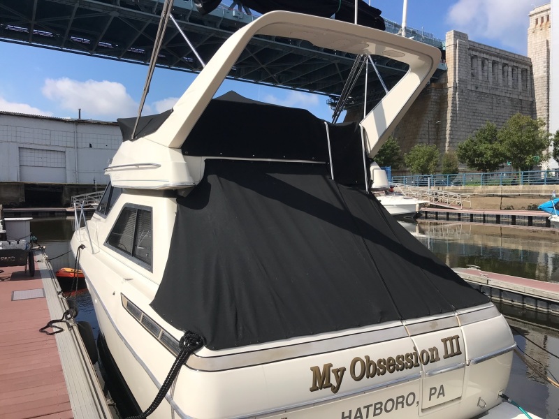 1996 Bayliner Avaiti 3258