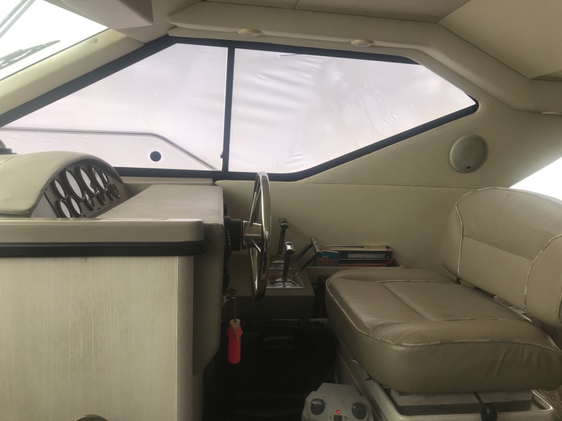1996 Bayliner Avaiti 3258
