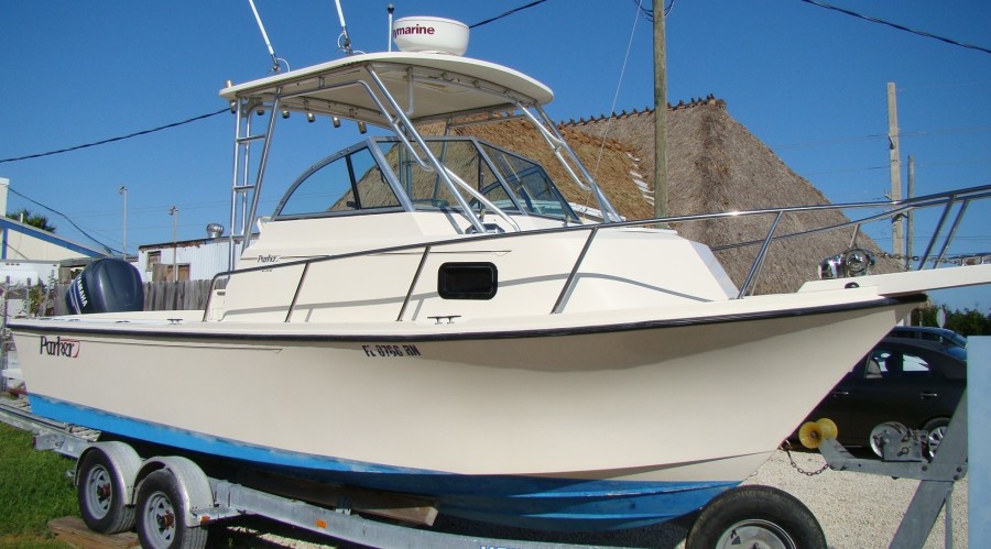 2006 Parker 2310 Walkaround