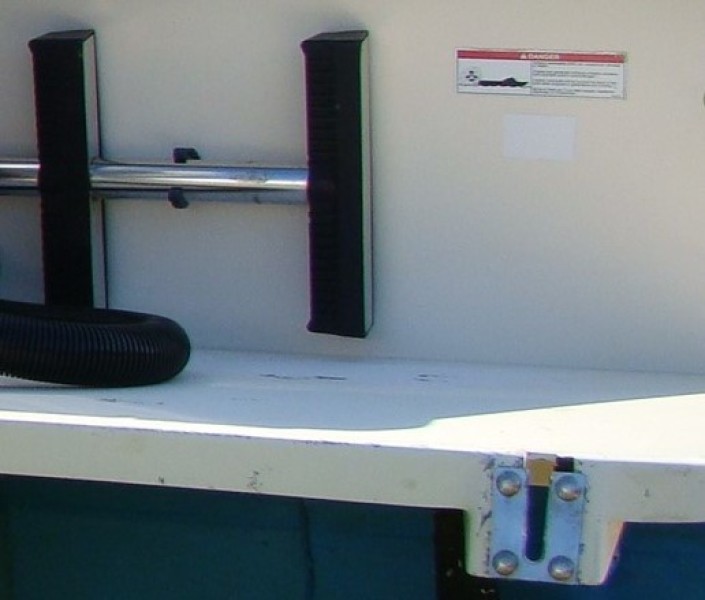 2006 Parker 2310 Walkaround