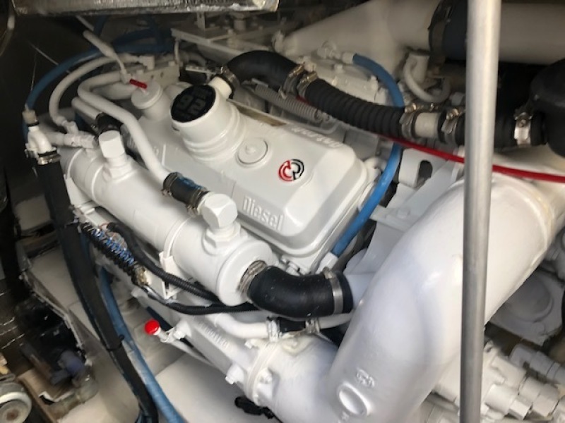 43' 1988 Bertram Trojan 13M Express