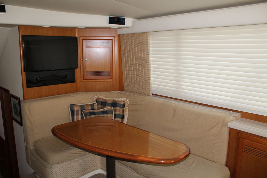 47' 2001 Cabo Convertible