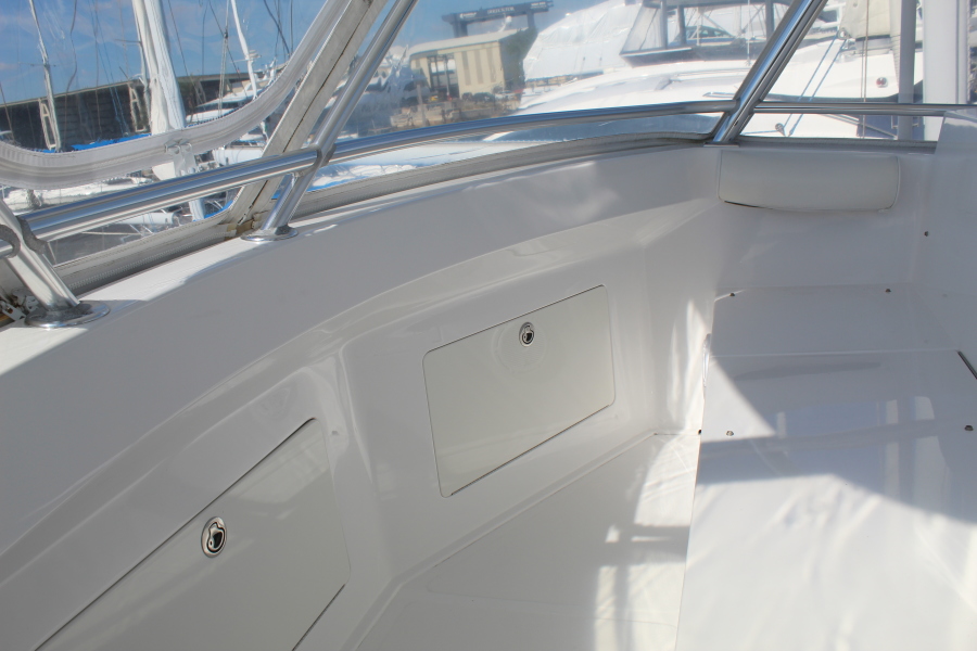 47' 2001 Cabo Convertible