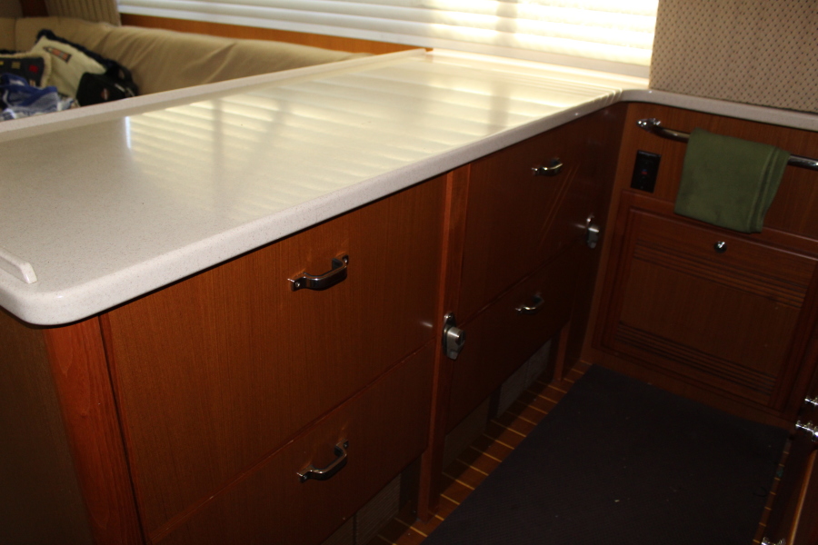 47' 2001 Cabo Convertible