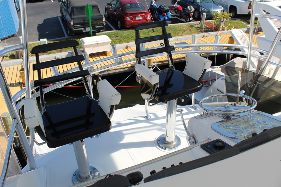 47' 2001 Cabo Convertible