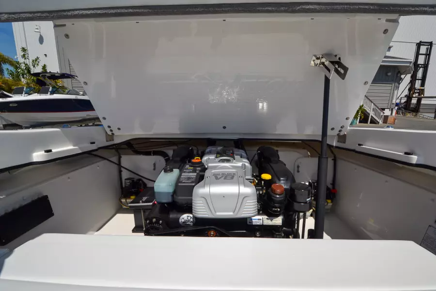 28ft Sunsation Yacht For Sale