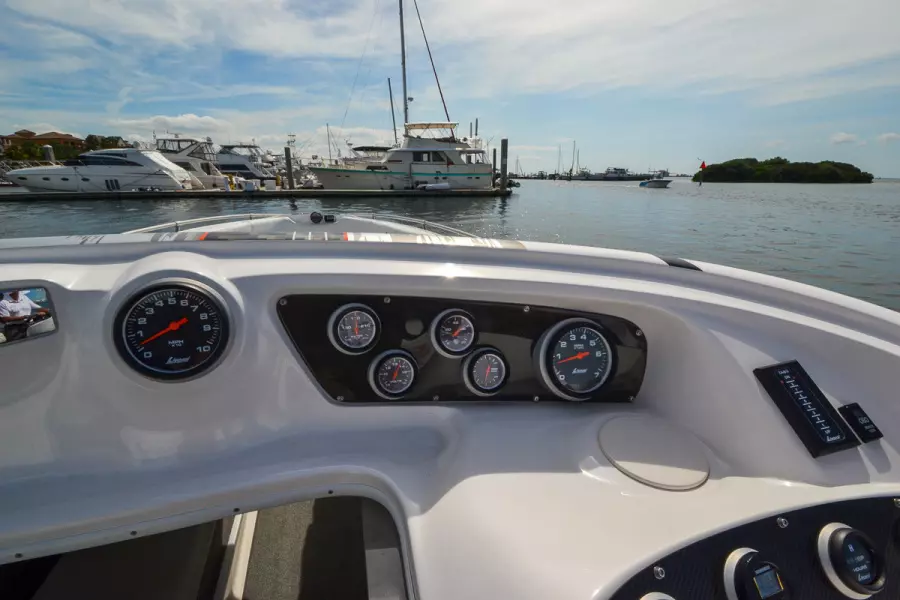 28ft Sunsation Yacht For Sale