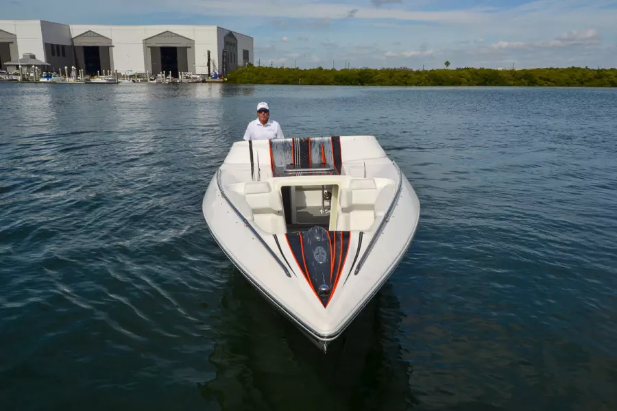 28ft Sunsation Yacht For Sale