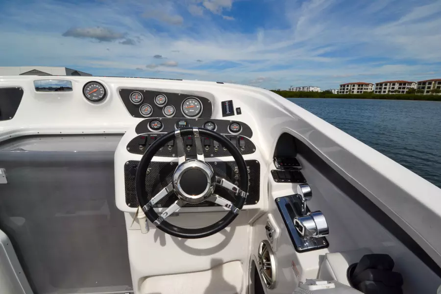 28ft Sunsation Yacht For Sale