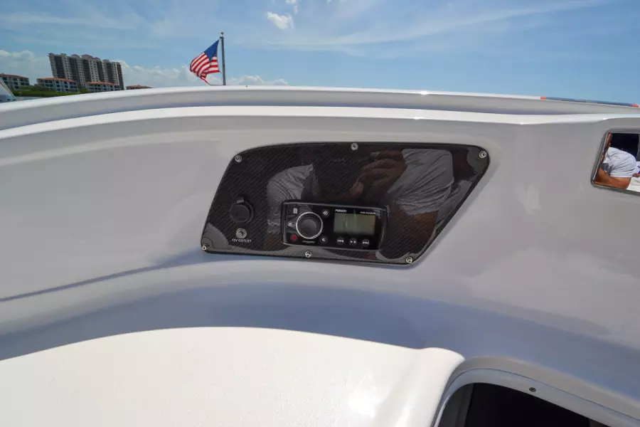 28ft Sunsation Yacht For Sale